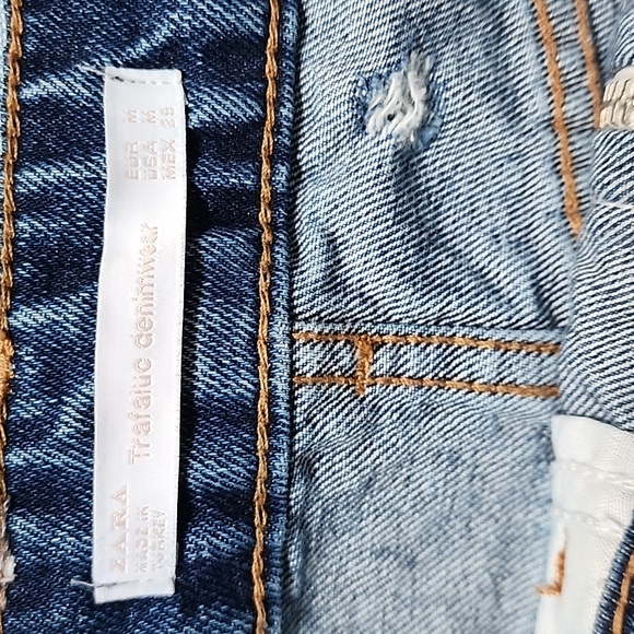 ZARA DENIM ZIP FRONT DISTRESSED CUTOFF MINI SKIRT M - Picture 4 of 4